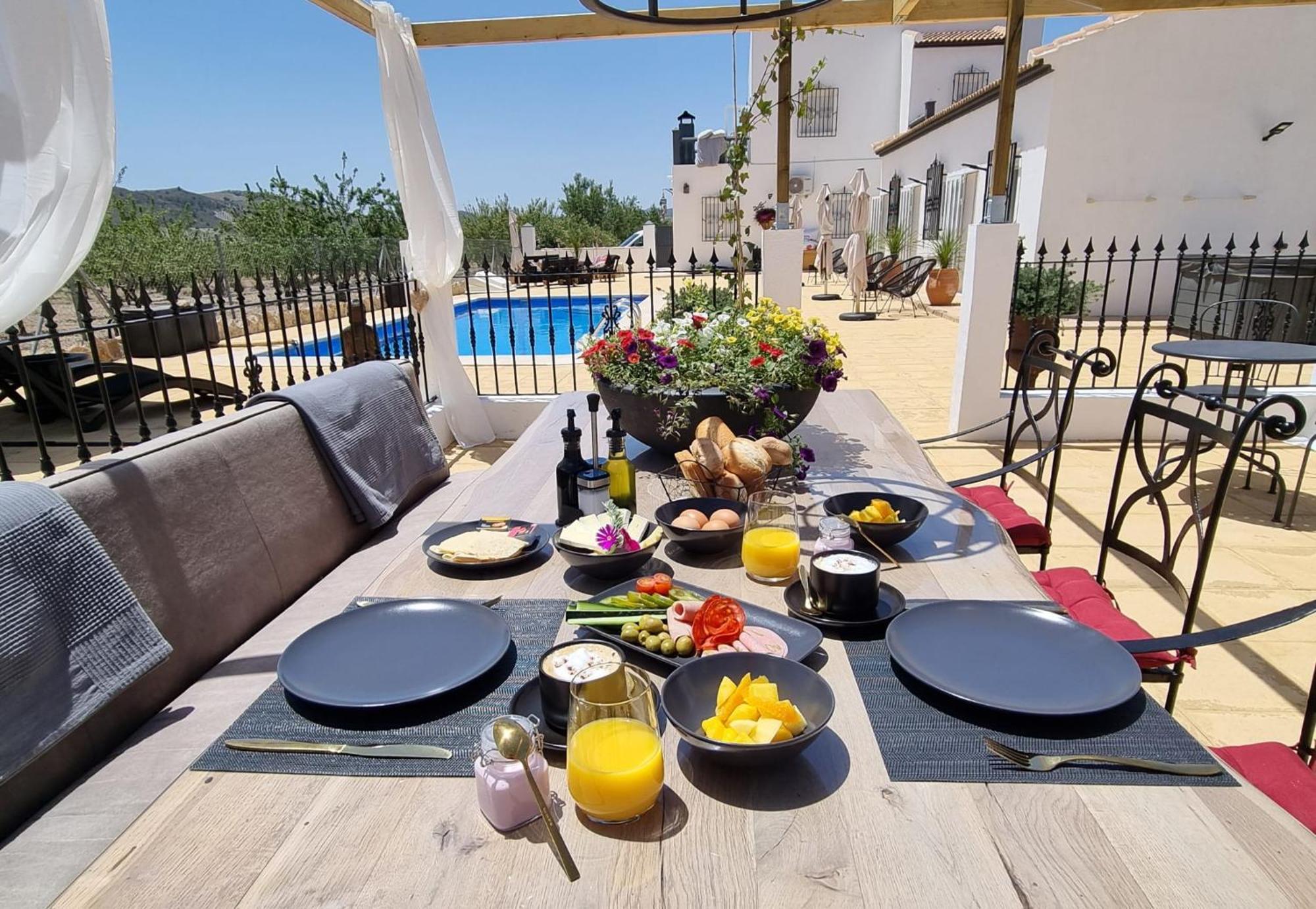 B&B Casa Blanca Oria Luaran gambar