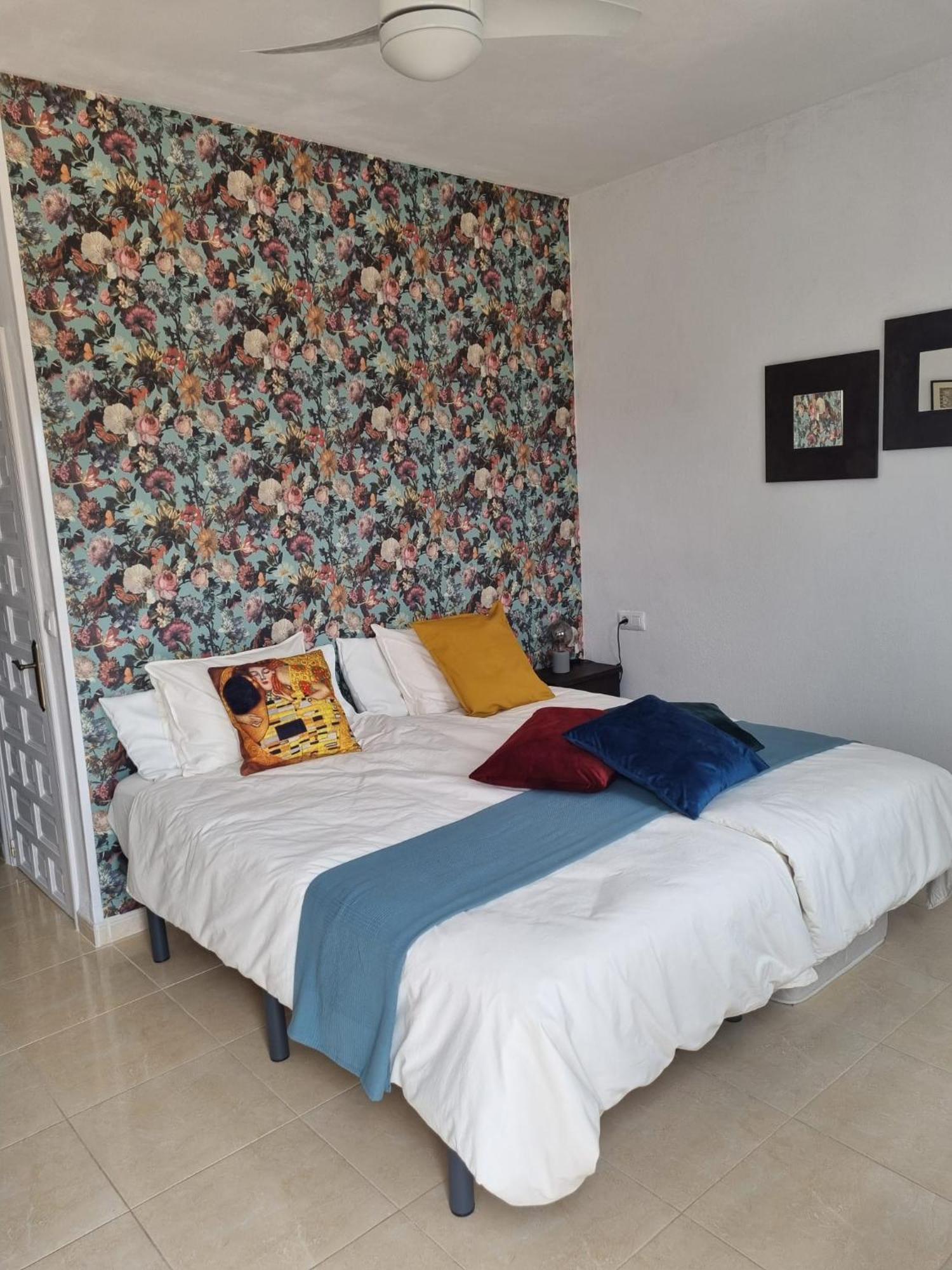 B&B Casa Blanca Oria Luaran gambar